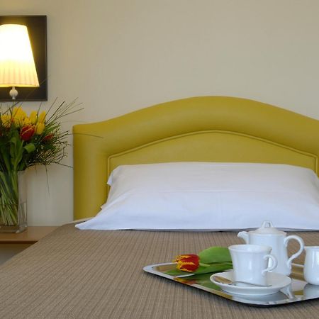 פורלי Hotel Masini מראה חיצוני תמונה