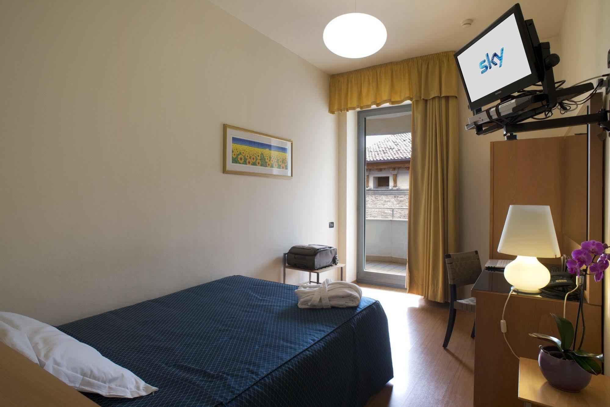 פורלי Hotel Masini מראה חיצוני תמונה
